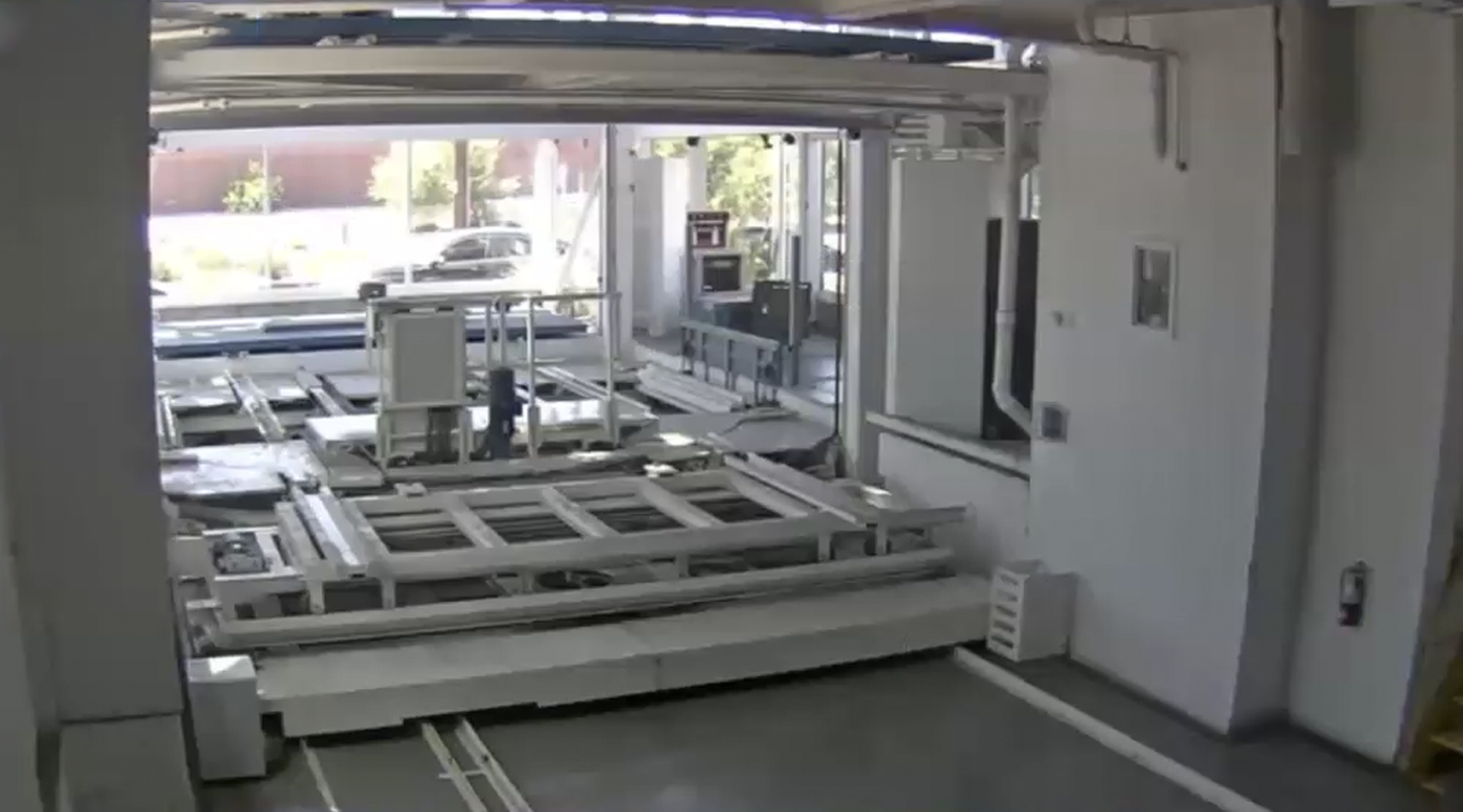 Cam 1